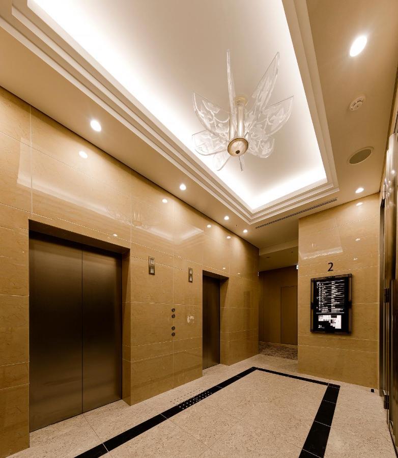 Hotel Dans Le Coeur Osaka Umeda Extérieur photo